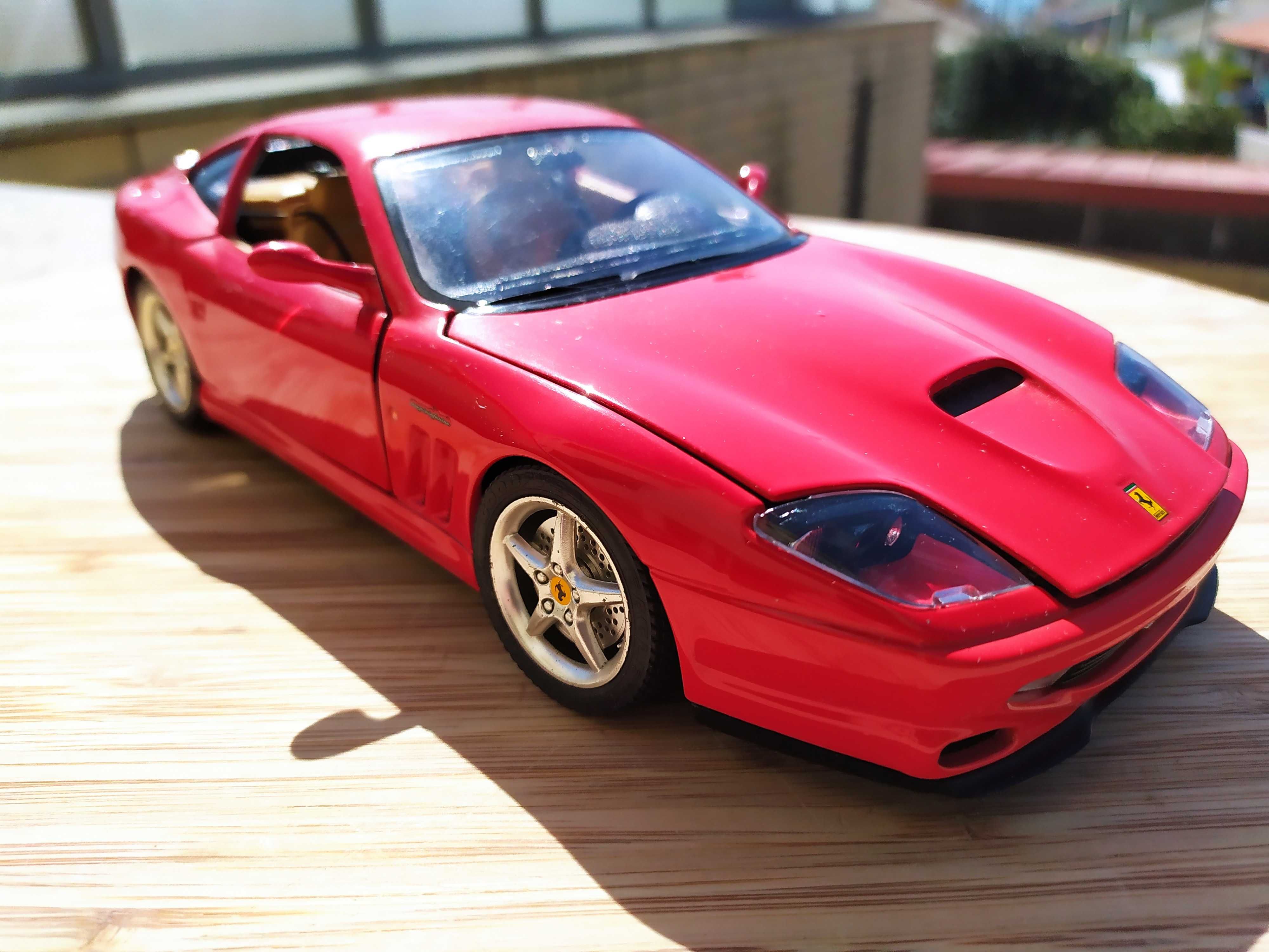 Ferrari 1/18 da Burago e Maisto