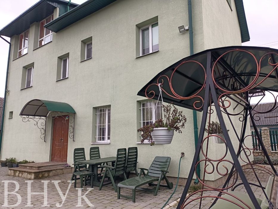 Продається ексклюзивний будинок поблизу Тернополя!