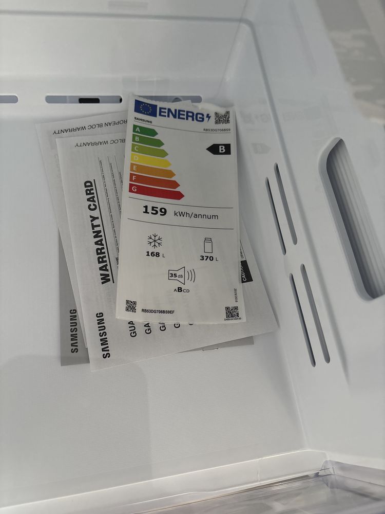 Холодильник Samsung RB53DG706BS9EF новий висота 2 м., ширина 76см.