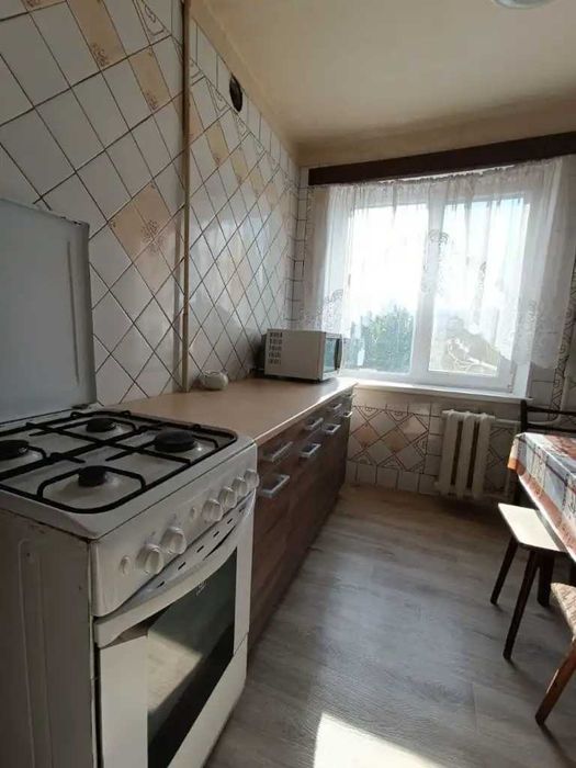 Сдам 2 комнатную квартиру