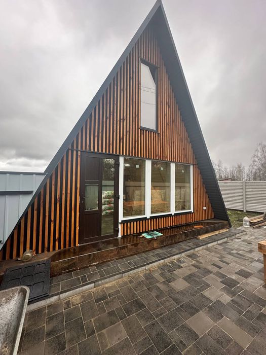 Продам трикутник новобудова