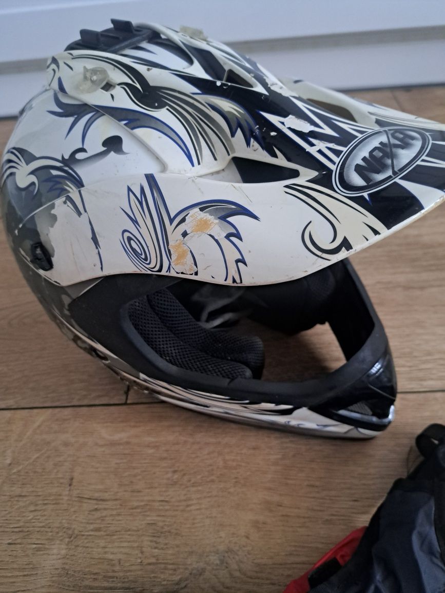 Kask plus plecak na wodę