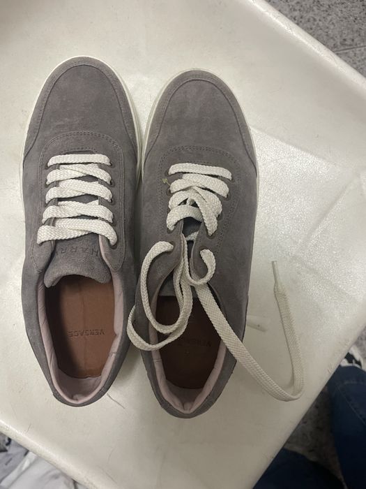 Calsado de senhora usado