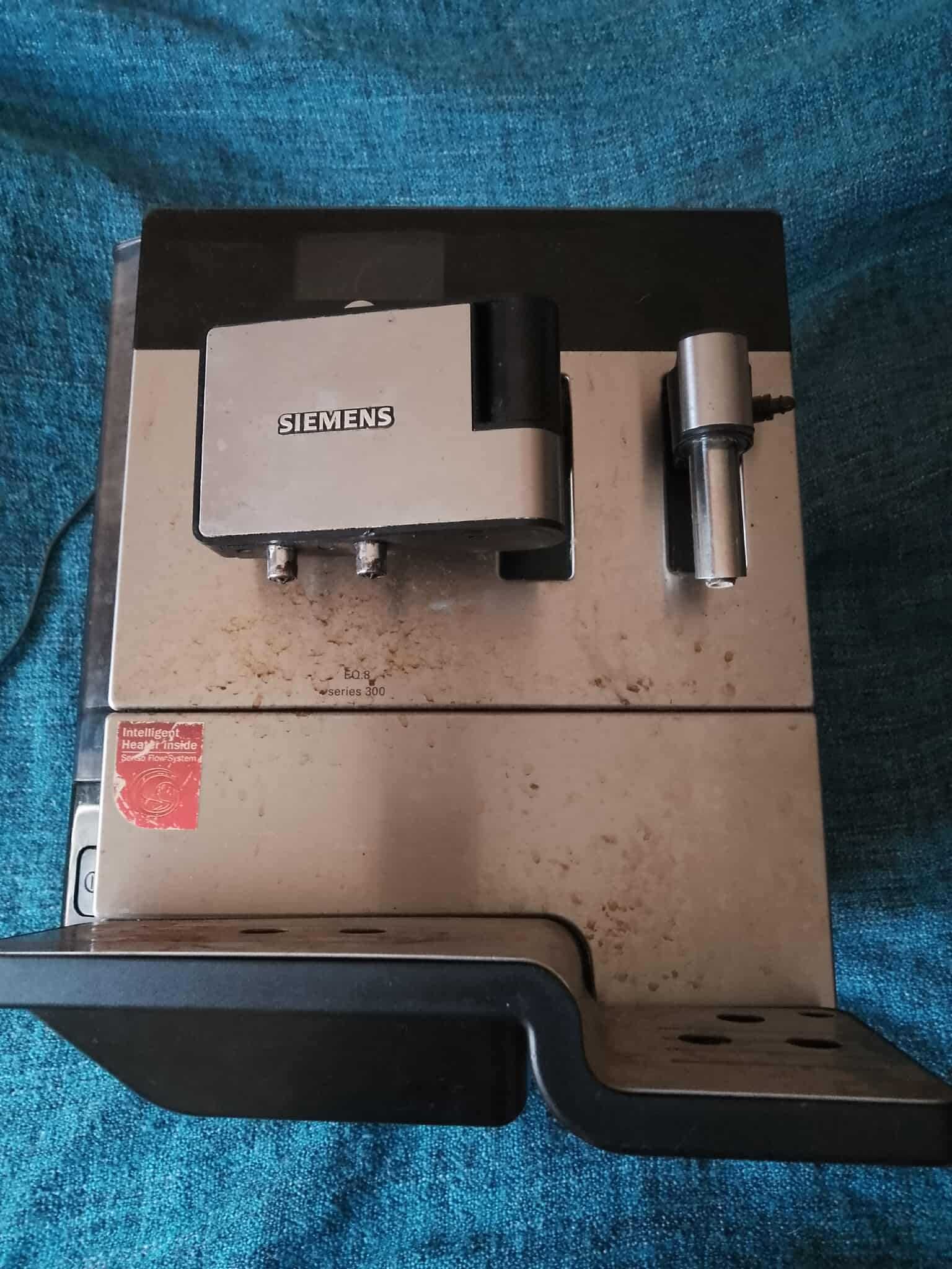 ekspres do kawy  siemens eq8 series 300