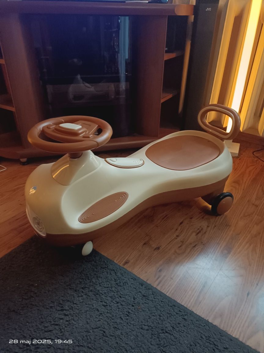 Jeździk na akumulator