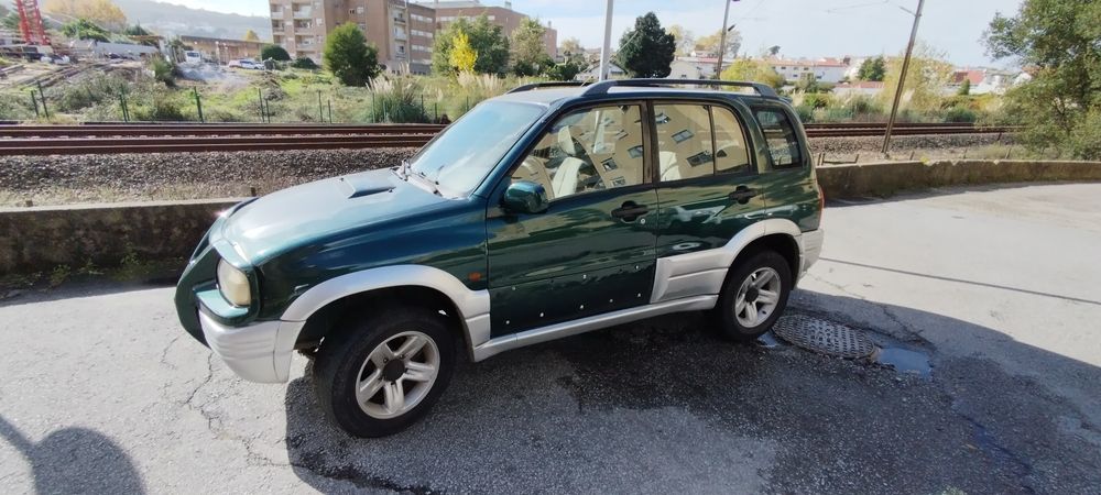 Suzuki Vitara 2.0TD motor mazda