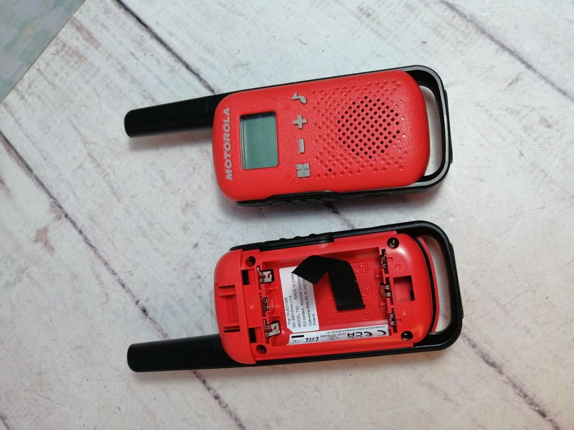 Рации Motorola t42