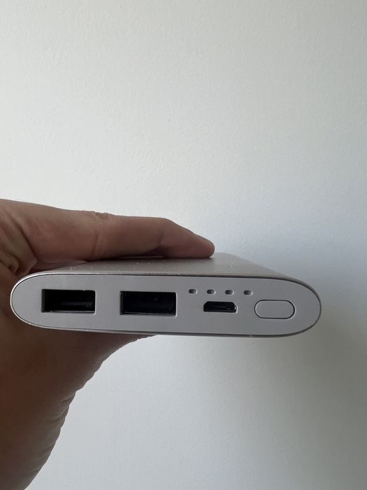Павербанк Samsung EB-P1100C 10000 mAh Silver