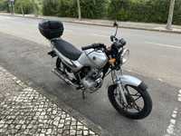 Sym XS 125 cinzenta