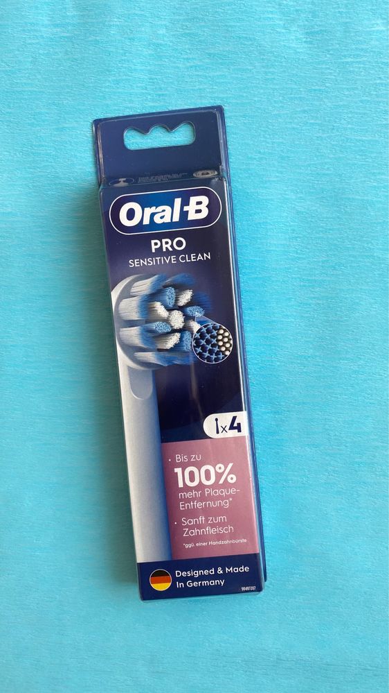 Насадки змінні Oral-B Pro Cross Action та дитячі  Німеччина