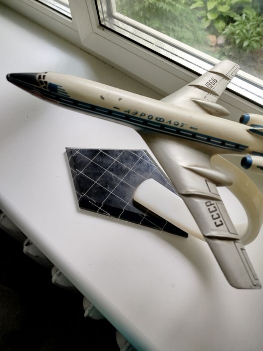 Модель самолёта Ту 134