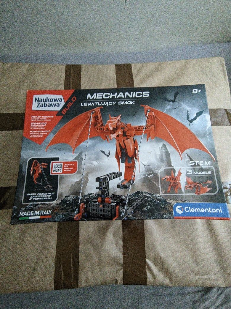 Clementoni, Mechanics Laboratorium mechaniki - smok, lewitujący smok