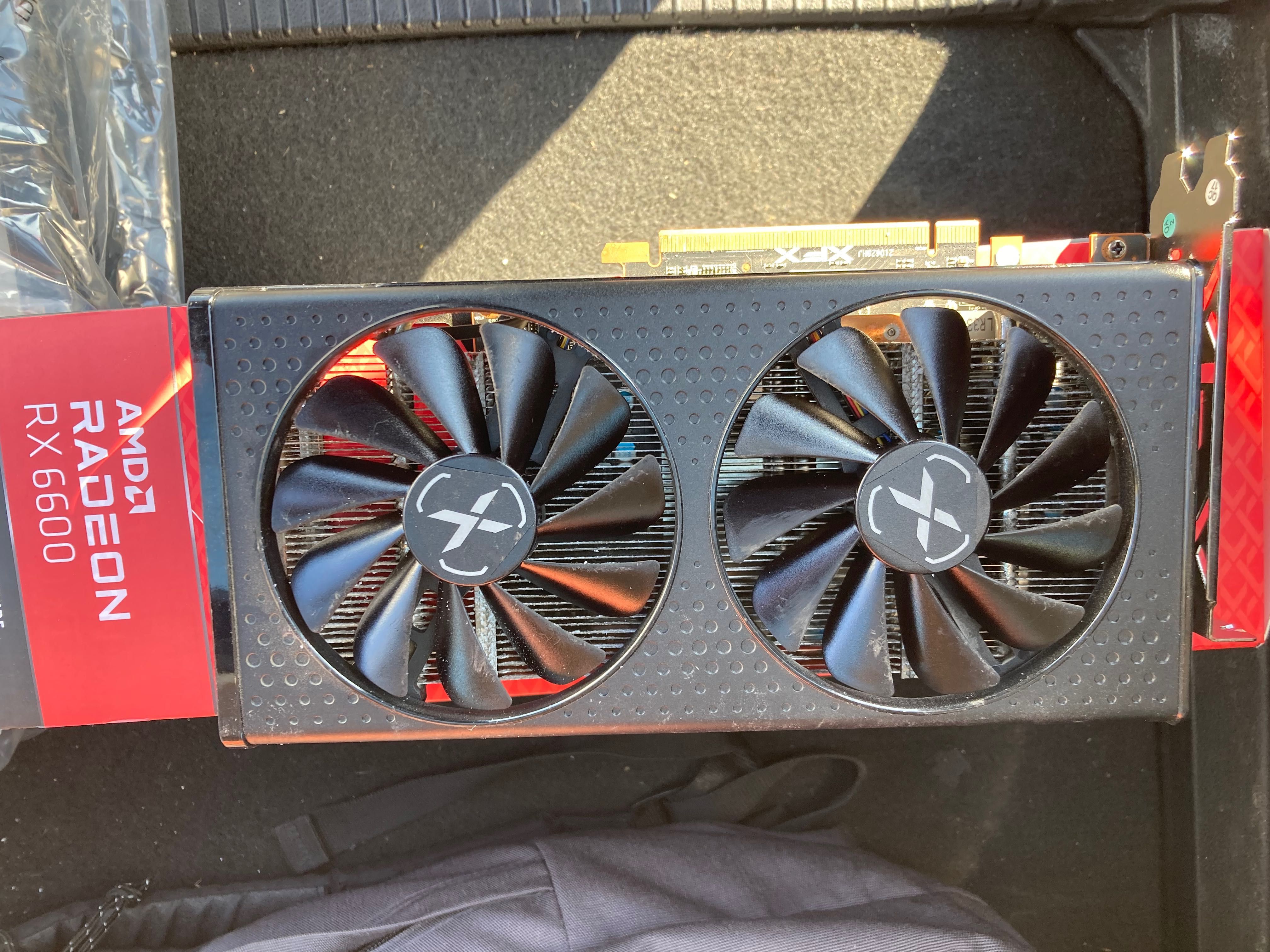 XFX SPEEDSTER SWFT 210 AMD RADEON RX 6600 8GB GDDR6