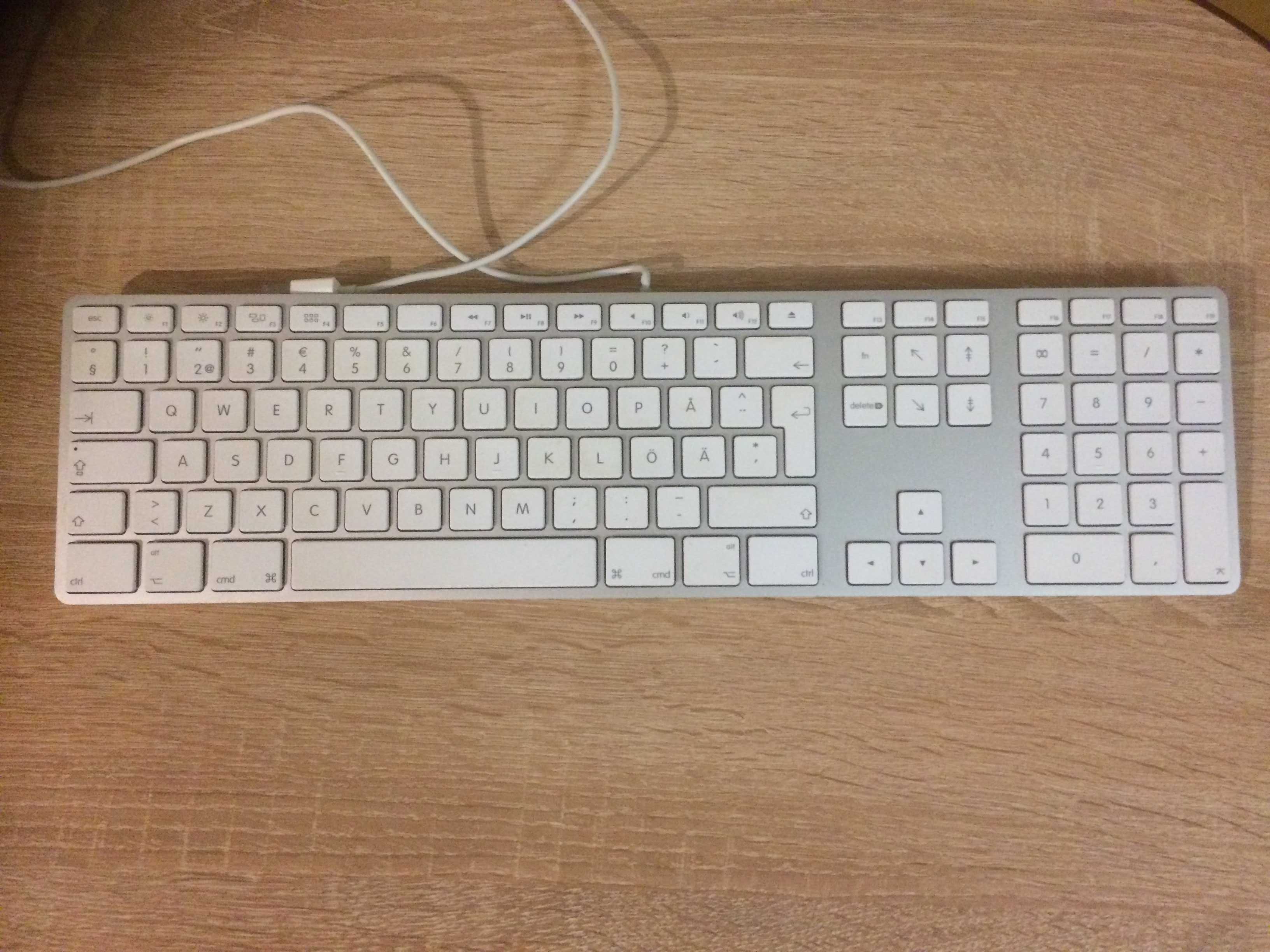 Клавиатуры Apple A1843 bluetooth и A1243 usb