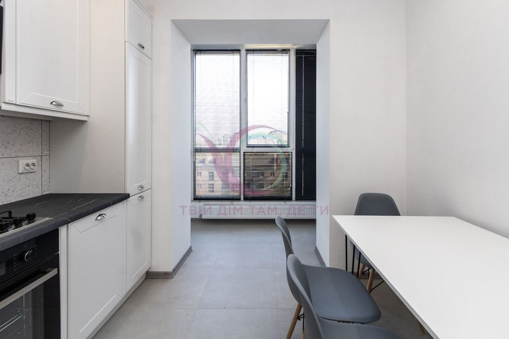 Сучасна 1-к. квартира по вул. Короля Данила у р-н центру