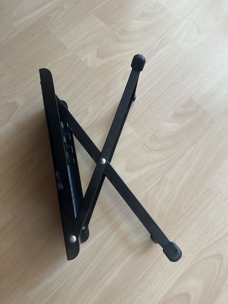 Podnożek do gry na gitarze