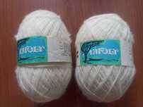 Włóczka ecru 2 x 50 gr 325 m wełna i akryl