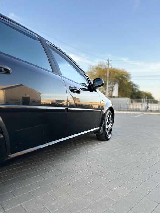 ChevroleLacetti с вписаным газом,идеал