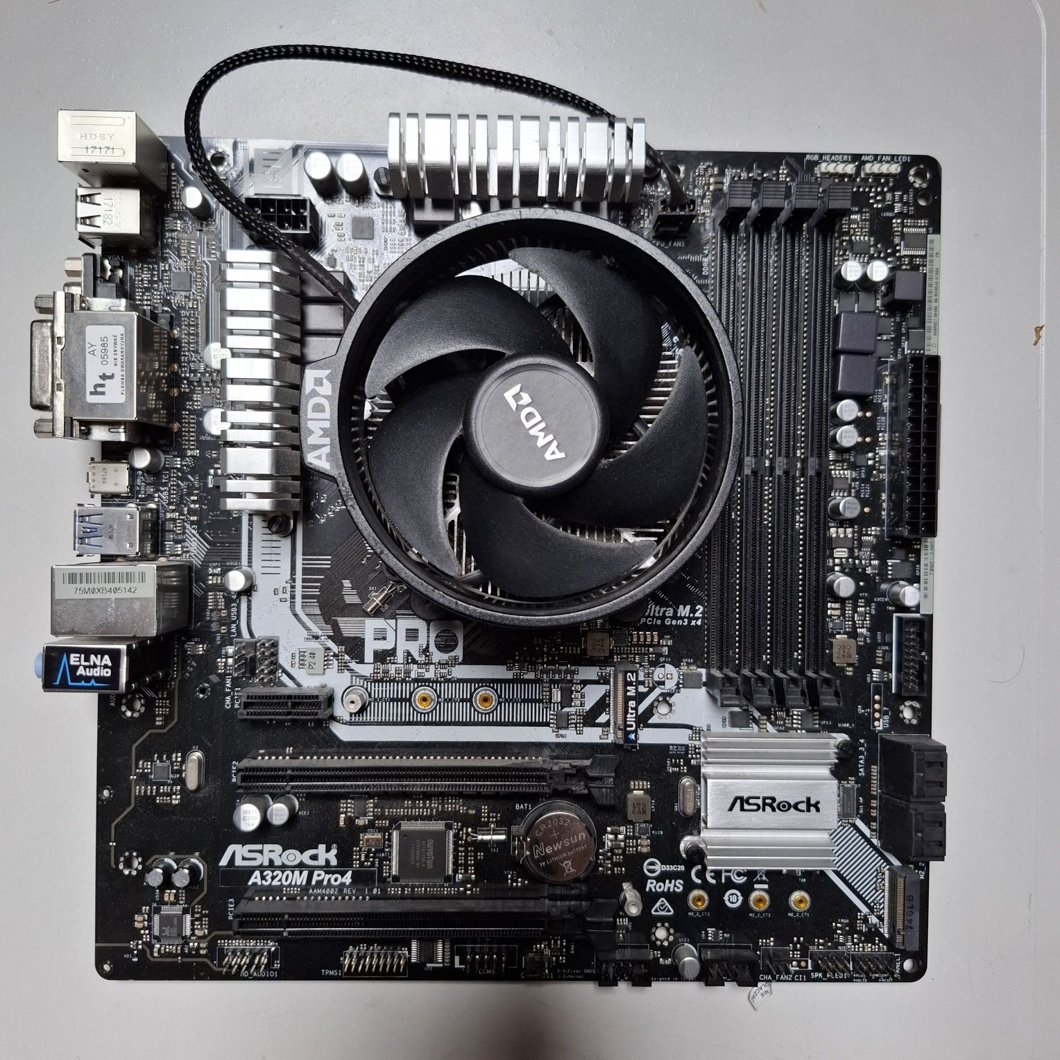 Płyta główna ASROCK A320M Pro4 AM4 mATX + AMD Ryzen 5 1400