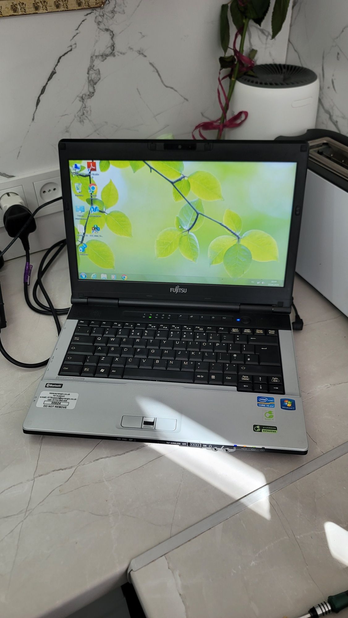 Ноутбук Fujitsu lifebook s751