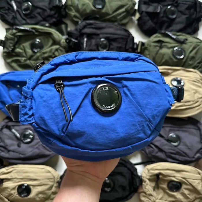 Сумка C.P. Company у 4 кольорах (Чорний, Сірий, Синій, Хакі).