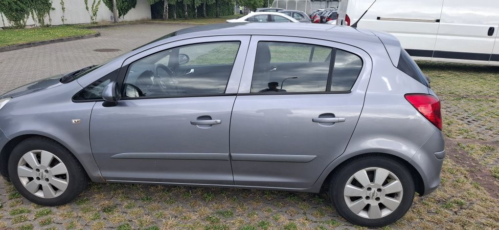Opel corsa D 1.2