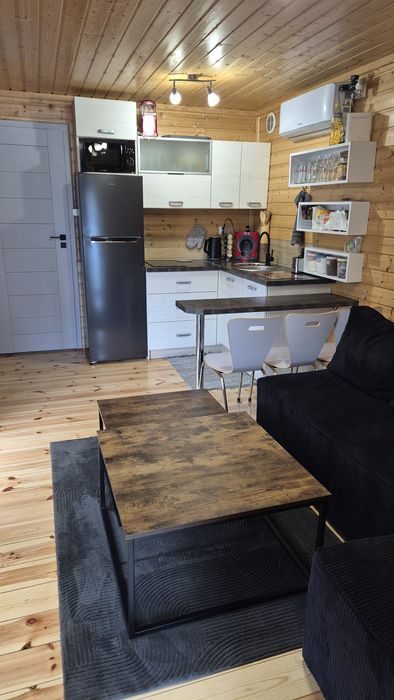 Domki pod Sosnami PREMIUM Jacuzzi  Basen Sauna DUŻA WIATA Radawa