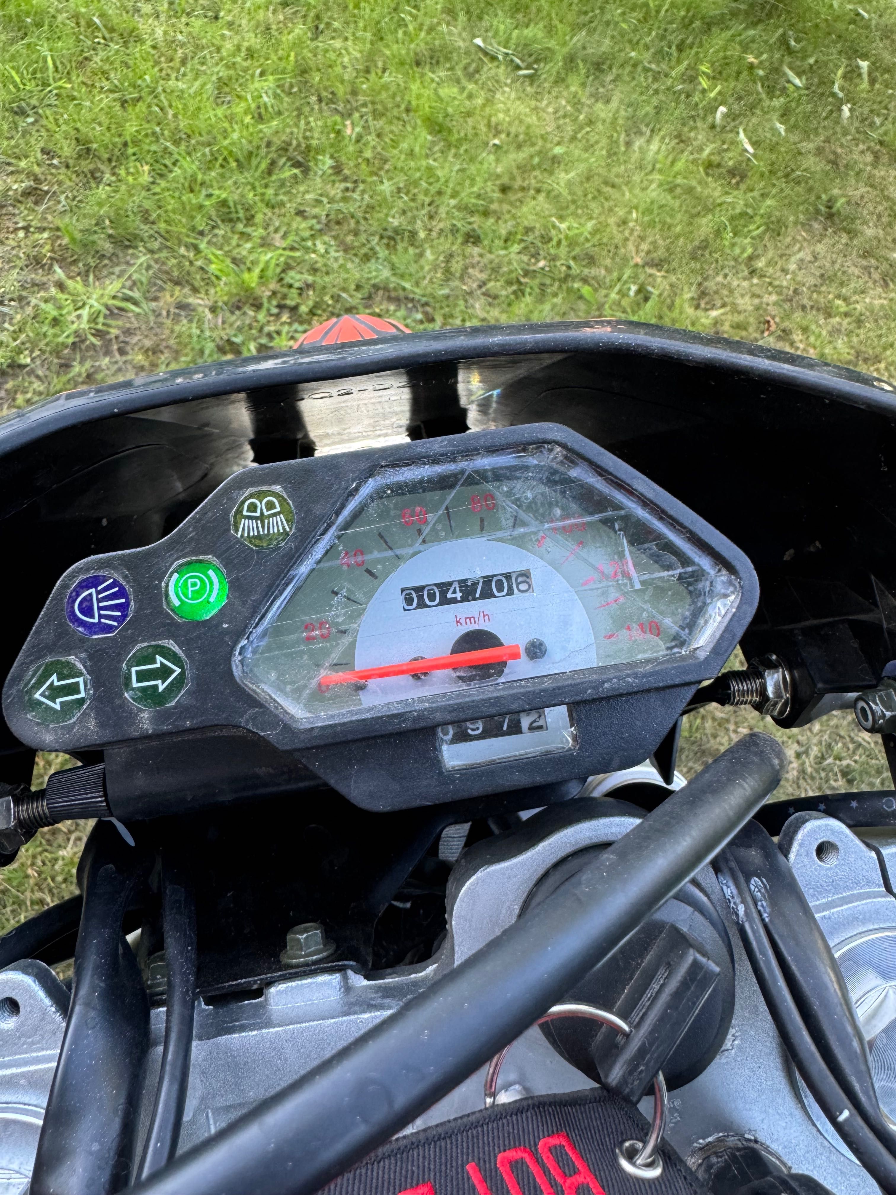 Cross Asix Defender 250 Jak Nowy Jak Markowiec
