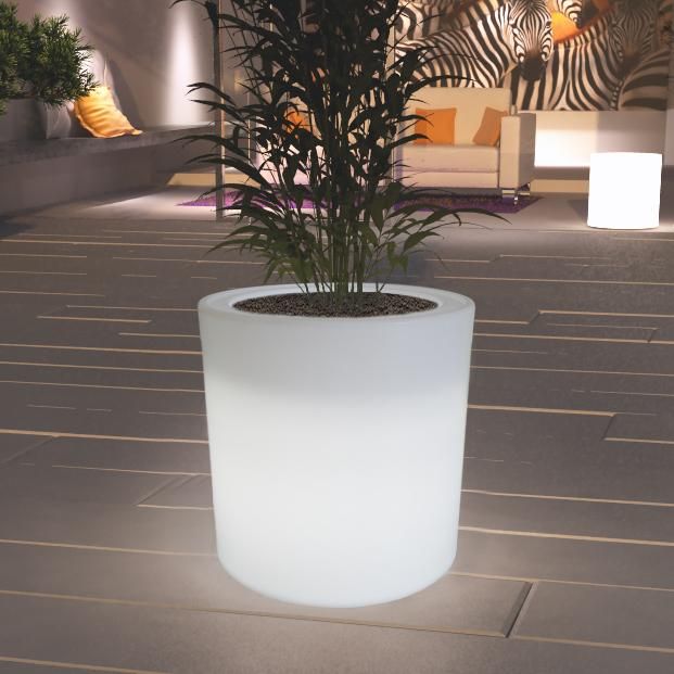 Floreira e vaso com luz led