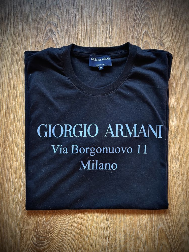 T-shirt GIORGIO ARMANI czarny 48 unisex