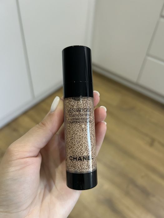 Chanel Les Beiges Water-Fresh Complexion Touch