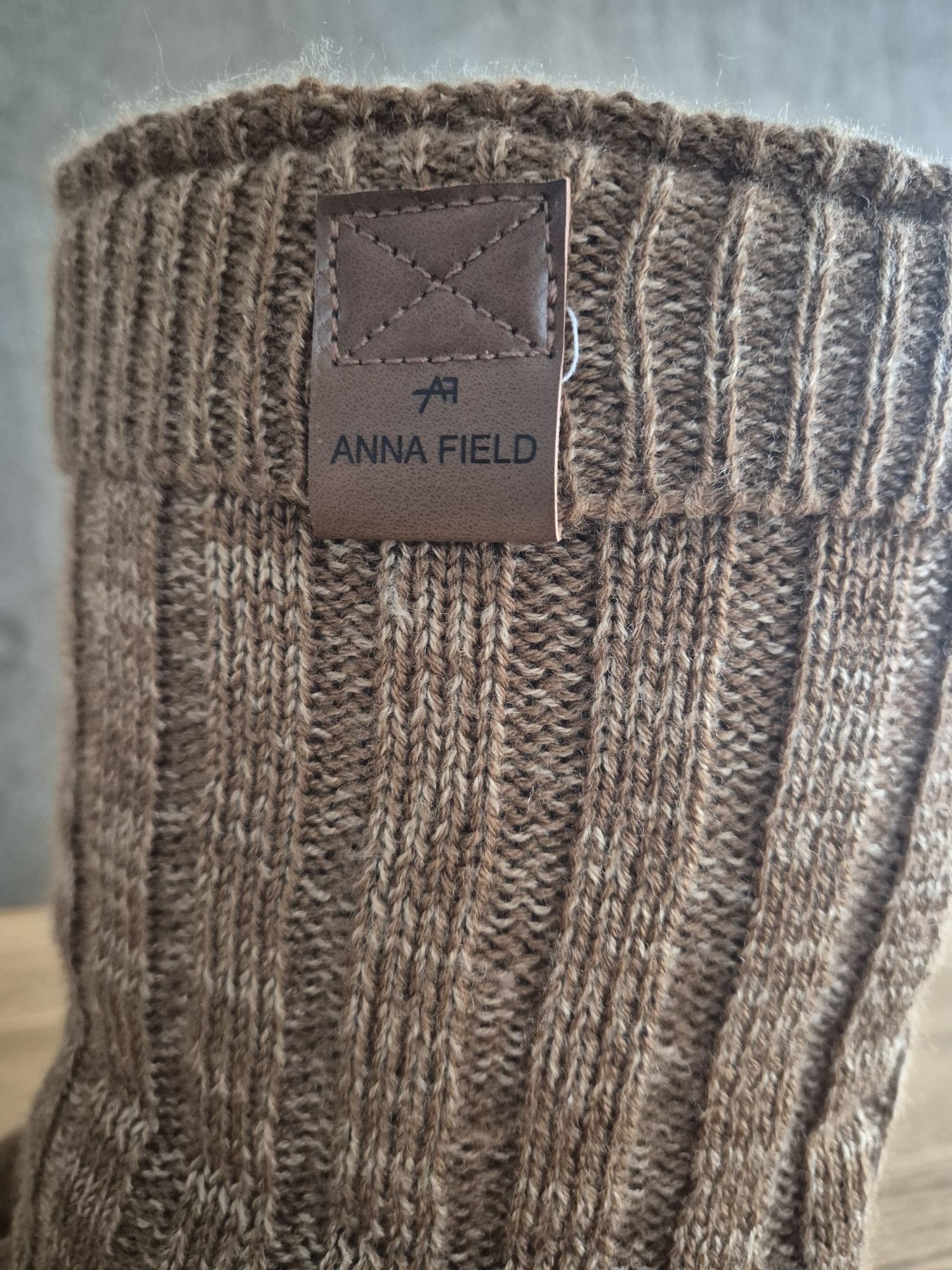 Śniegowce ze sweterkiem Anna Field, 40