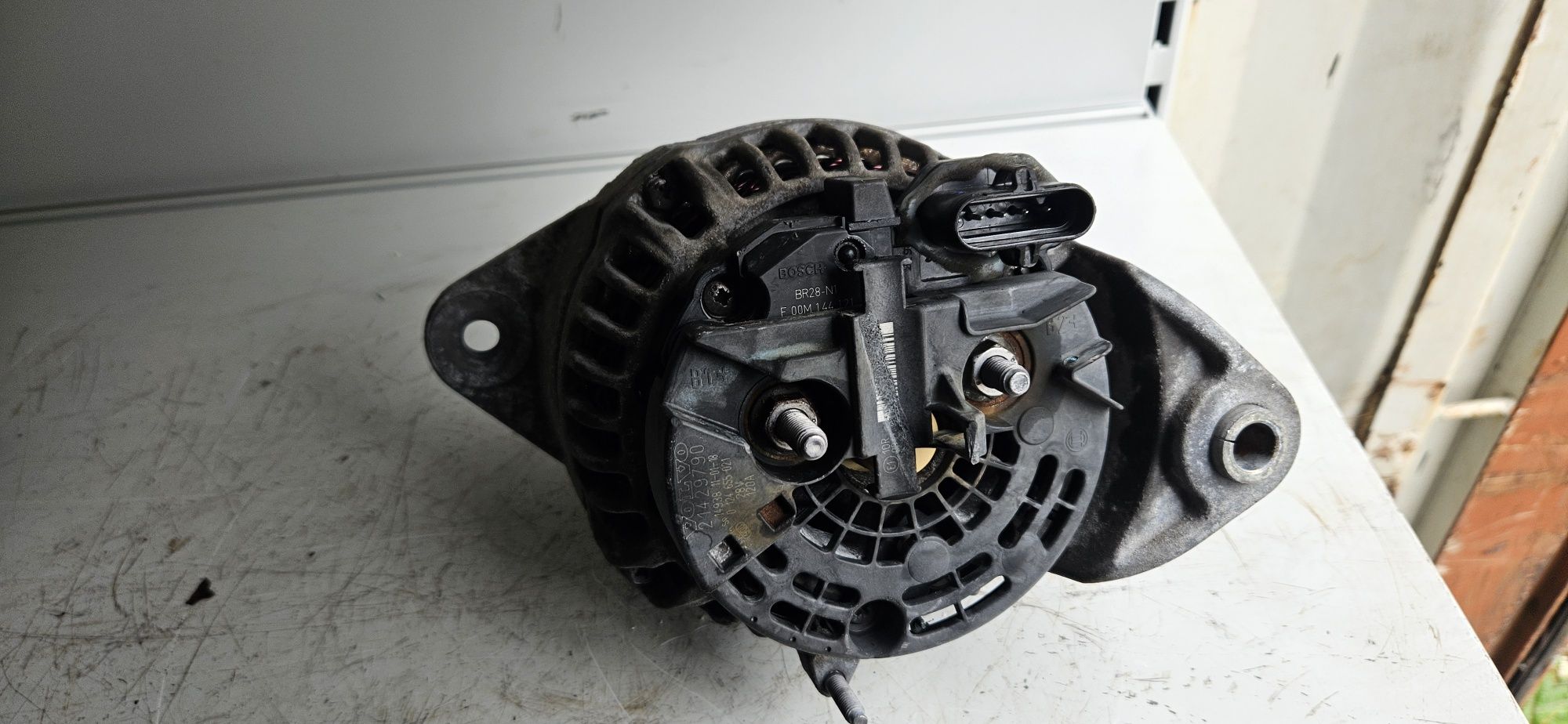 Volvo FM Alternator 120A