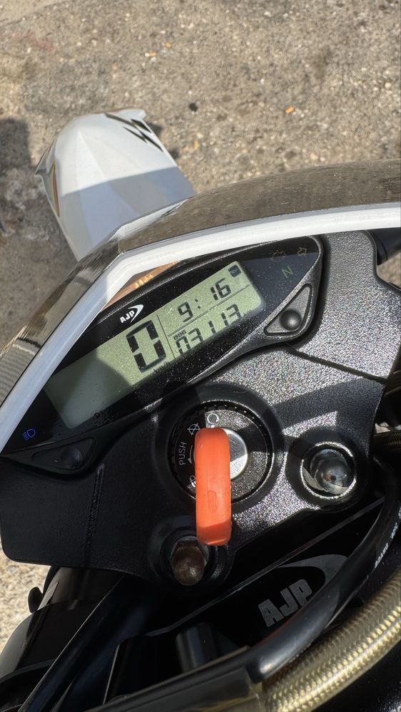 AJP PR3 125cc 2021