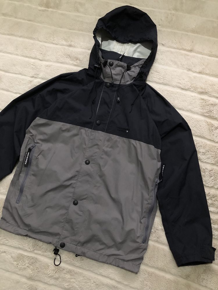 TNF THE NORTH FACE (M/L) ветровка водонепроницаемая мужская куртка