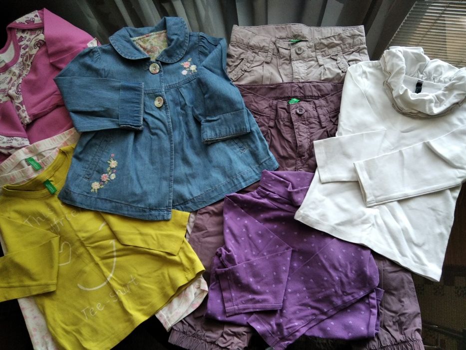 Продам пакет одягу для дівчинки від одного до двох років