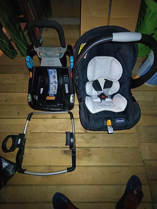 Wózek 3w1 plus nosidełko z bazą