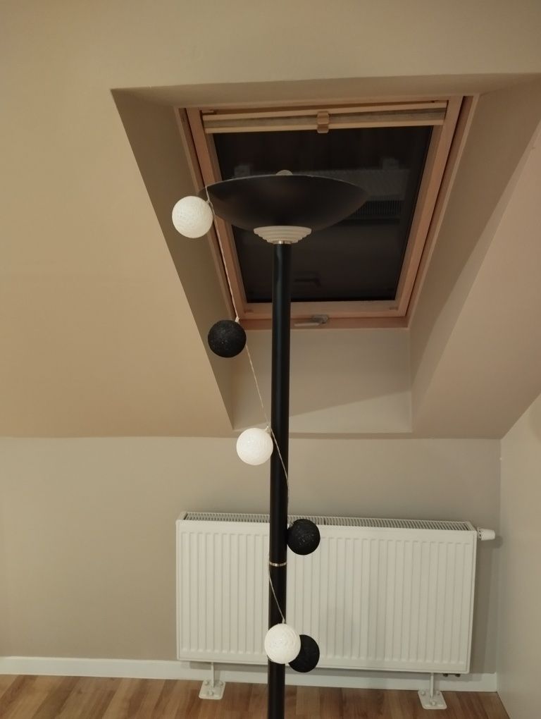 Lampa loftowa czarna