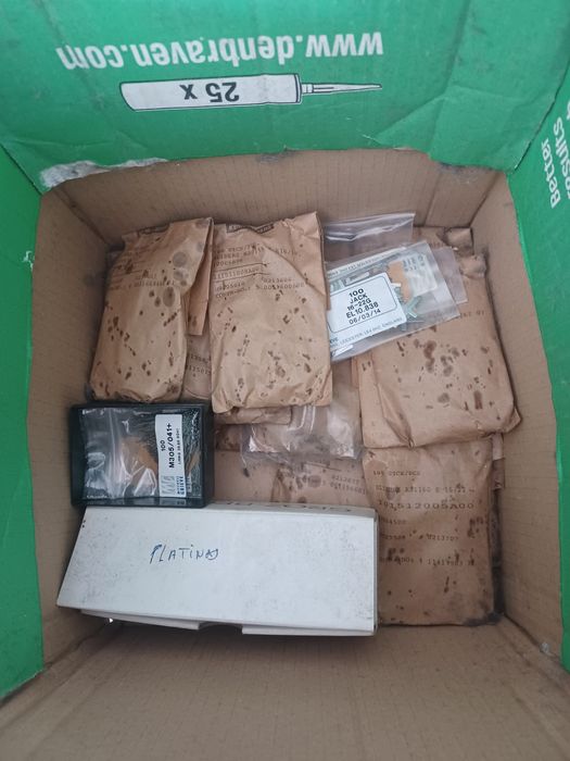 Vendo máquina de peugas lonati bravo para peças .E assesorios