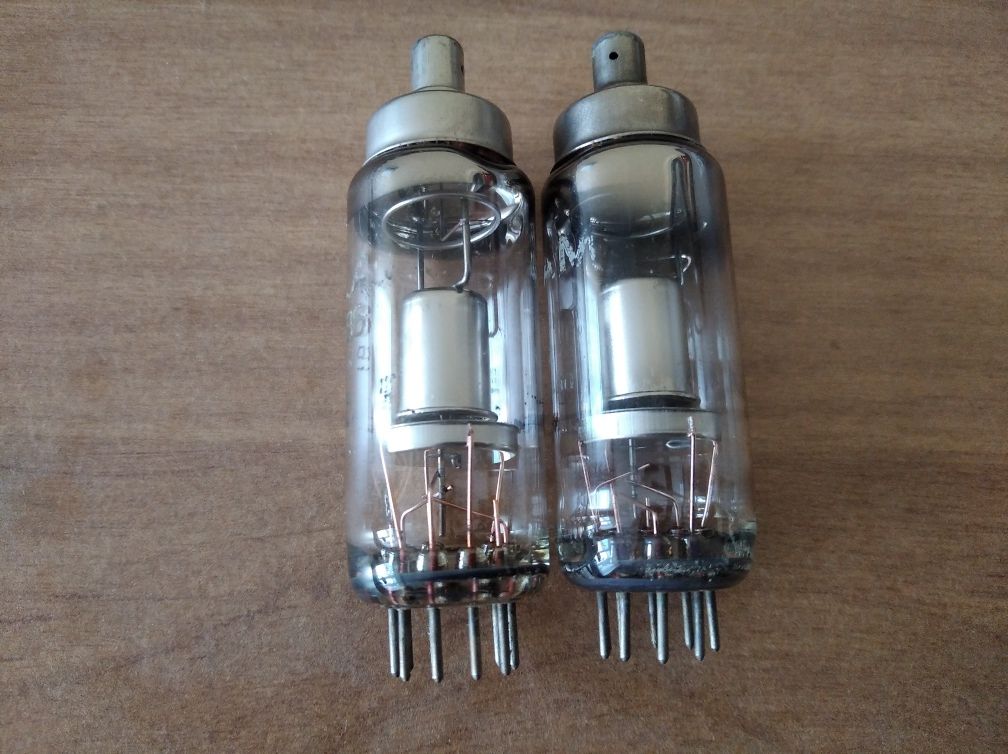 24 lampy elektronowe