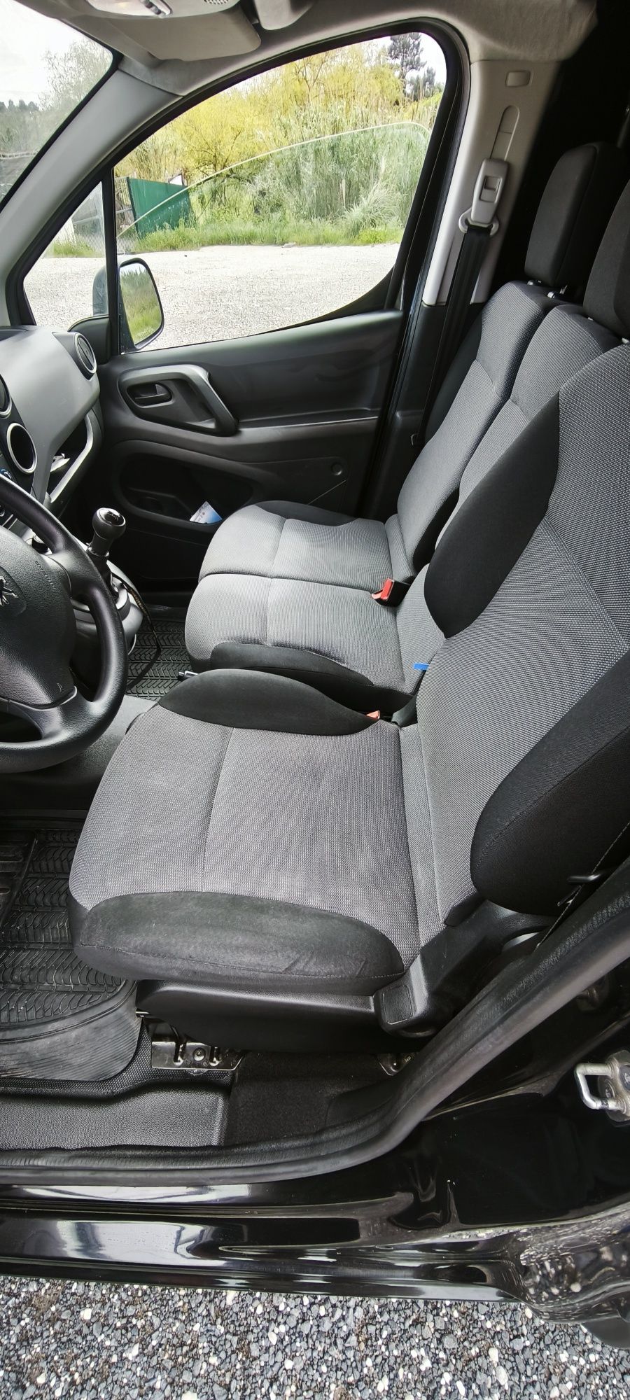 Vendo Peugeot partner 3 lugares
