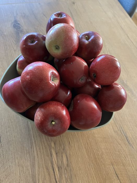 Jablka czerwone