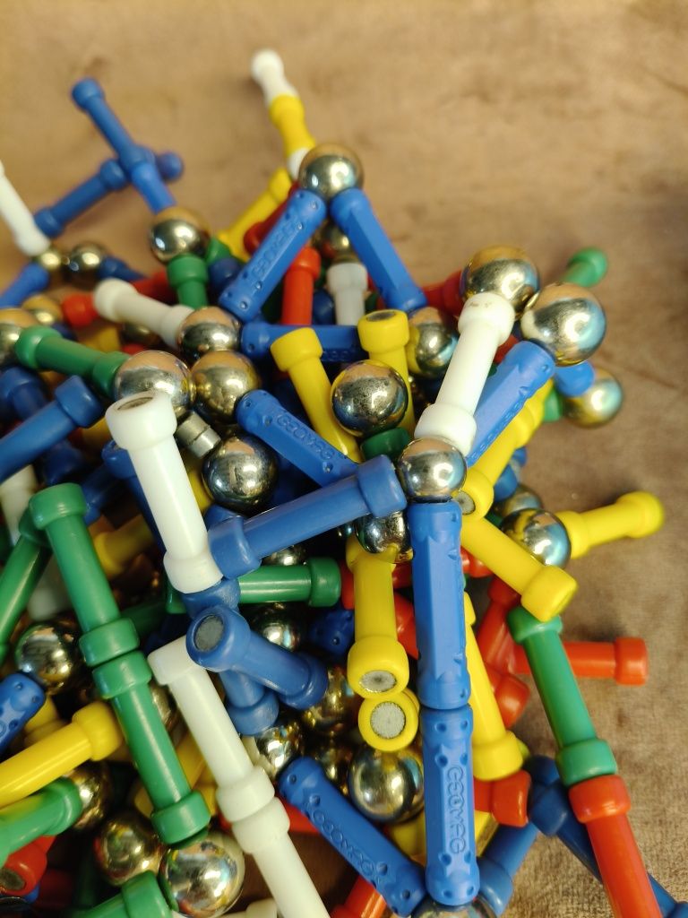 Klocki magnetyczne dla dzieci 47