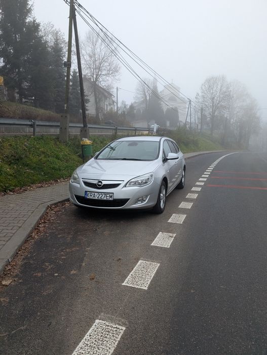 Opel Astra J 1.4T 140 KM!