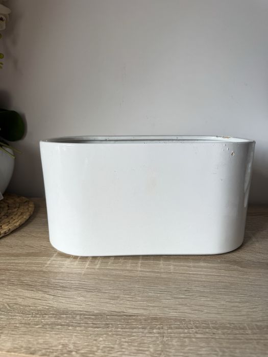 Duża biała ceramiczna owalna doniczka
