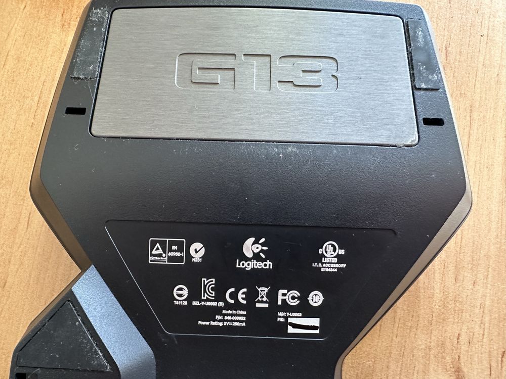 Logitech G13 Gaming USB ігрова клавіатура