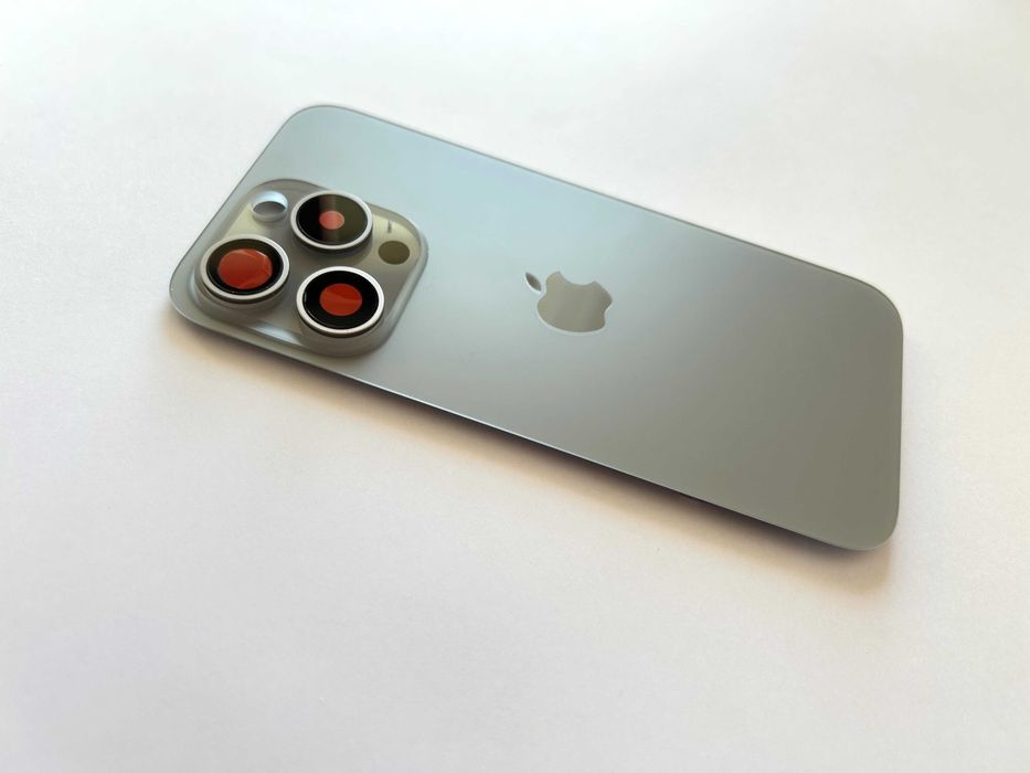 Tylna klapka/szybka  iPhone 15 Pro Max z ramką z Magnesami  KOLORY