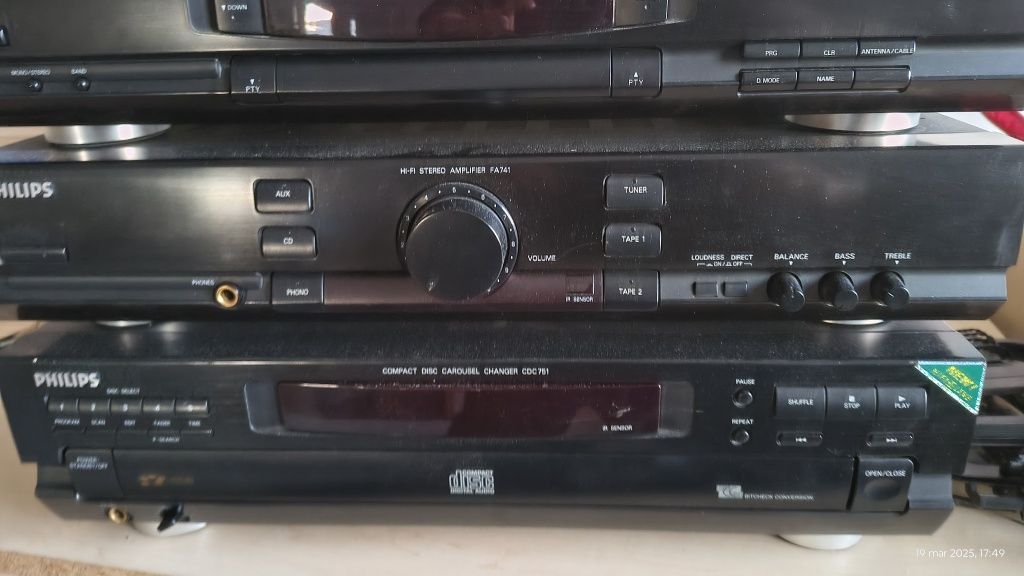 Wieża Philips składanka trzy elementy