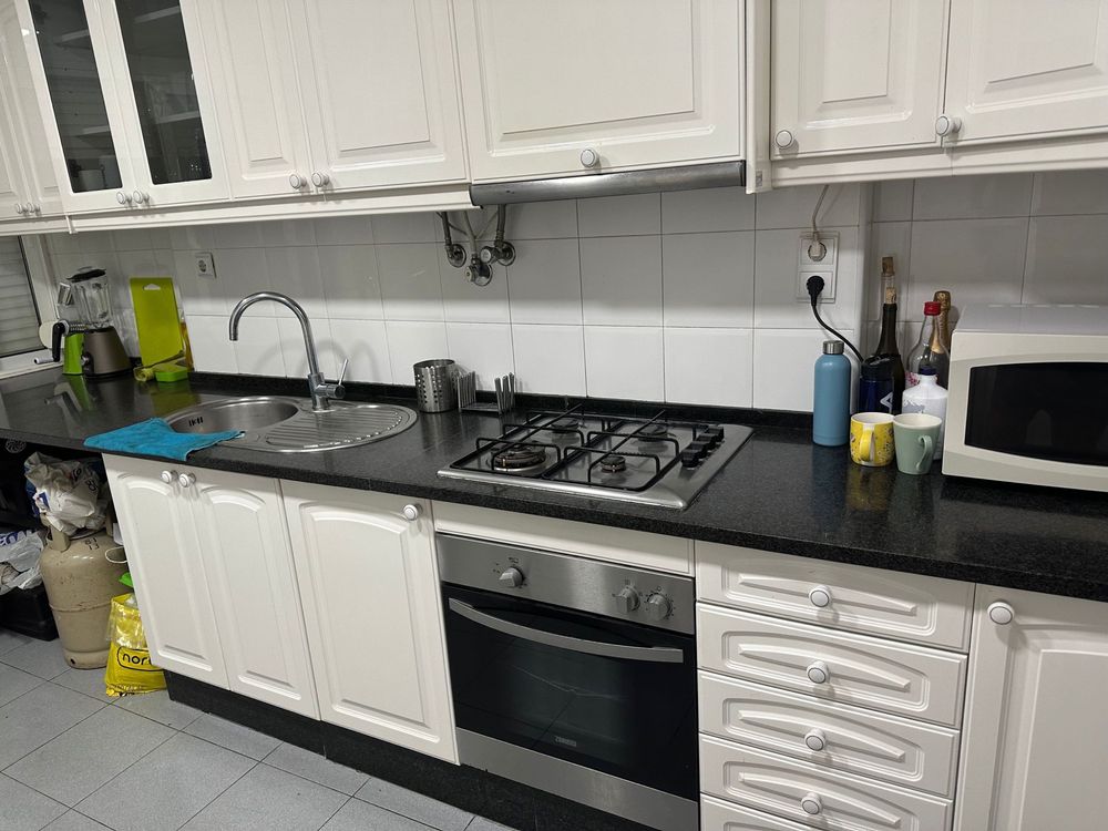 QUARTO GRANDE  P/ CASAL  QUE TRABALHEM