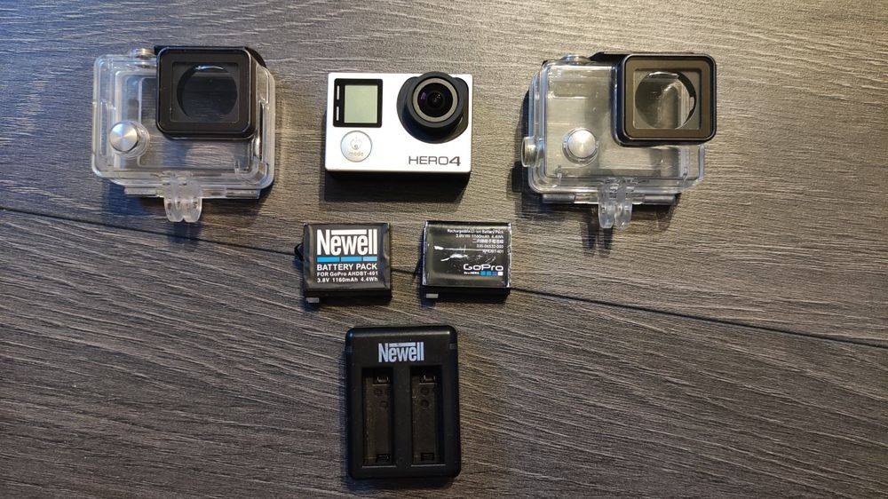 GoPro Hero 4 Black + obudowy, baterie